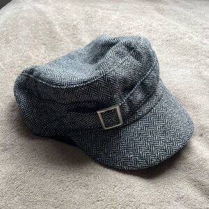 Smart set vintage y2k styled gray buckle hat/cap